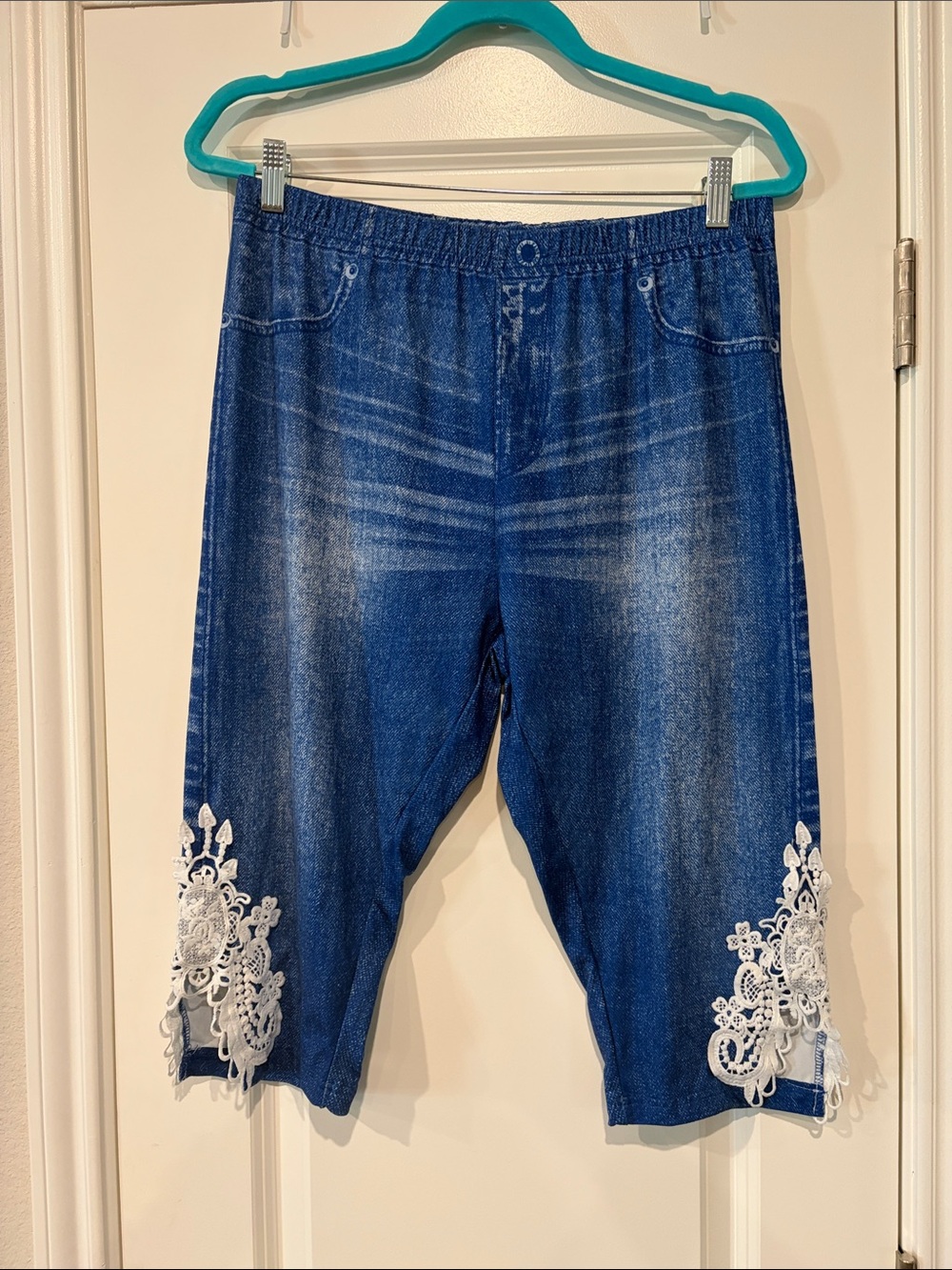 SHEIN Dark Blue Jeggings with White Lace Trim
